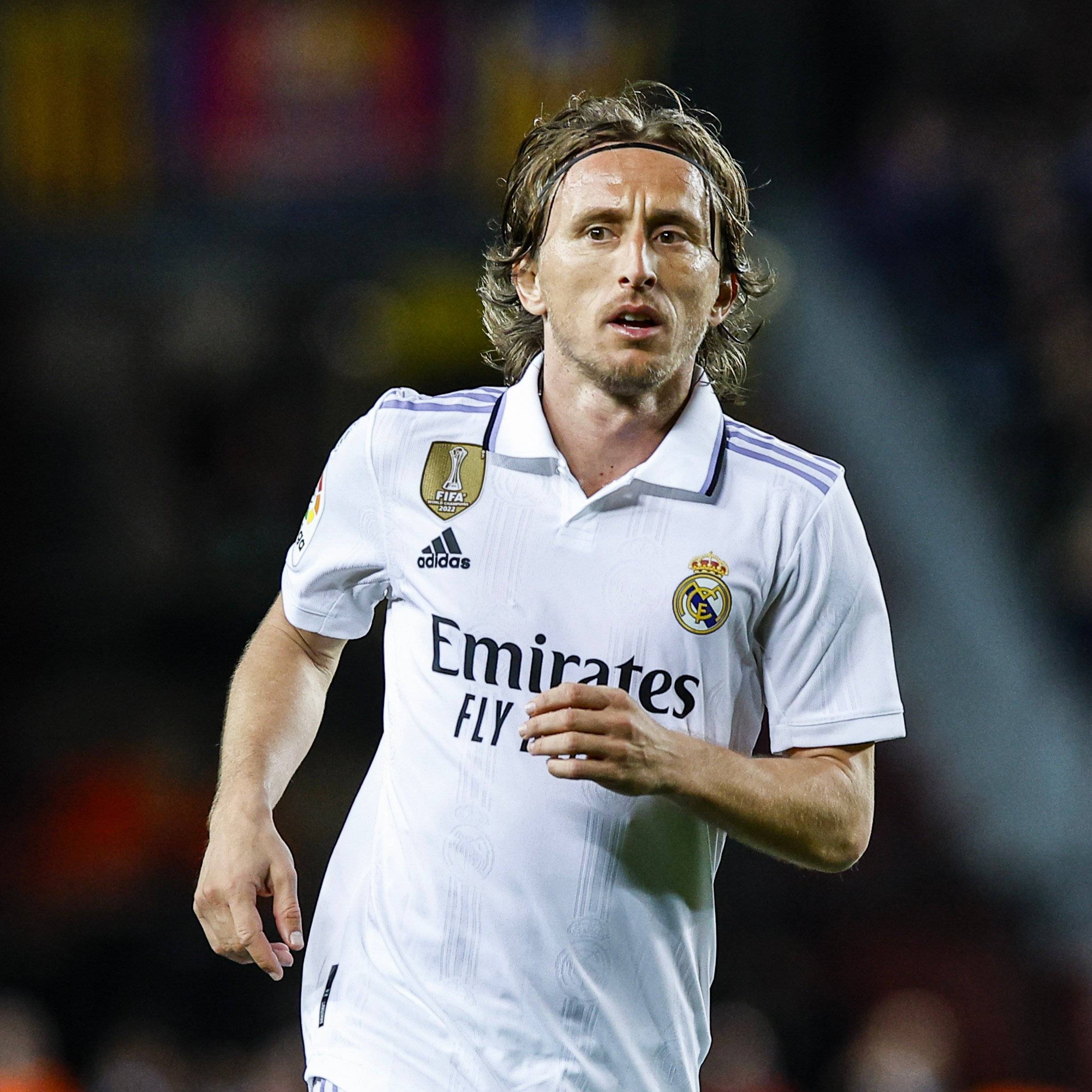 英超保级形势最新分析 多支球队陷入拉锯战