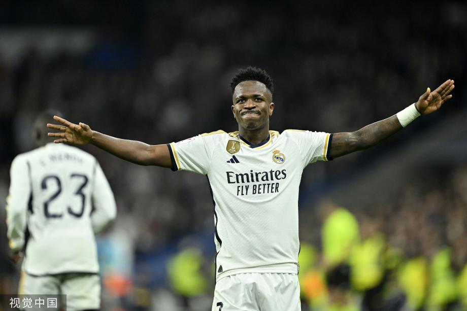 16岁135天，马利-萨蒙成为阿森纳队史足总杯最年轻球员